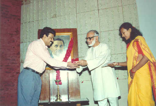 Sarabhi1.tif (534963 bytes)